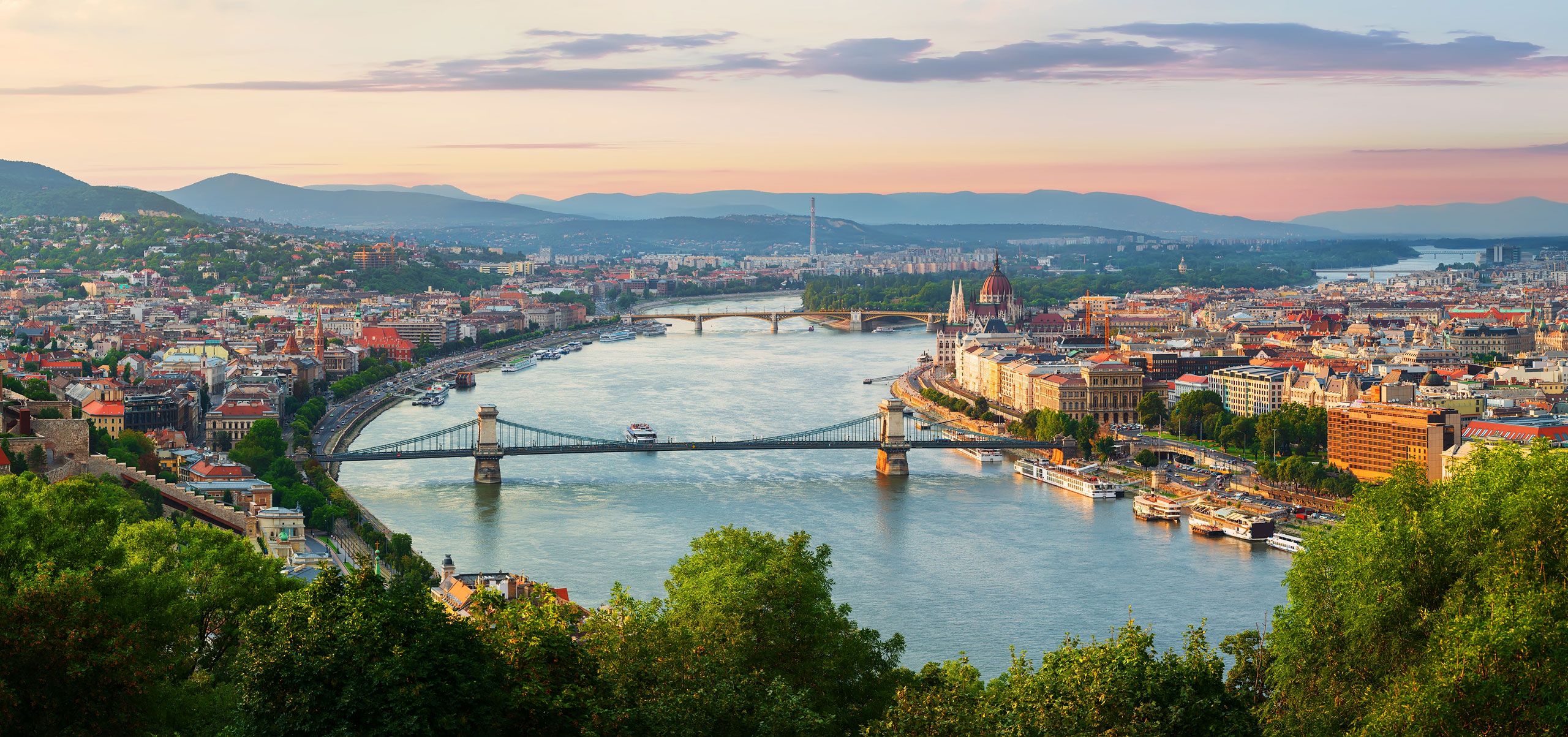 Ingatlan ház telek lakás eladás